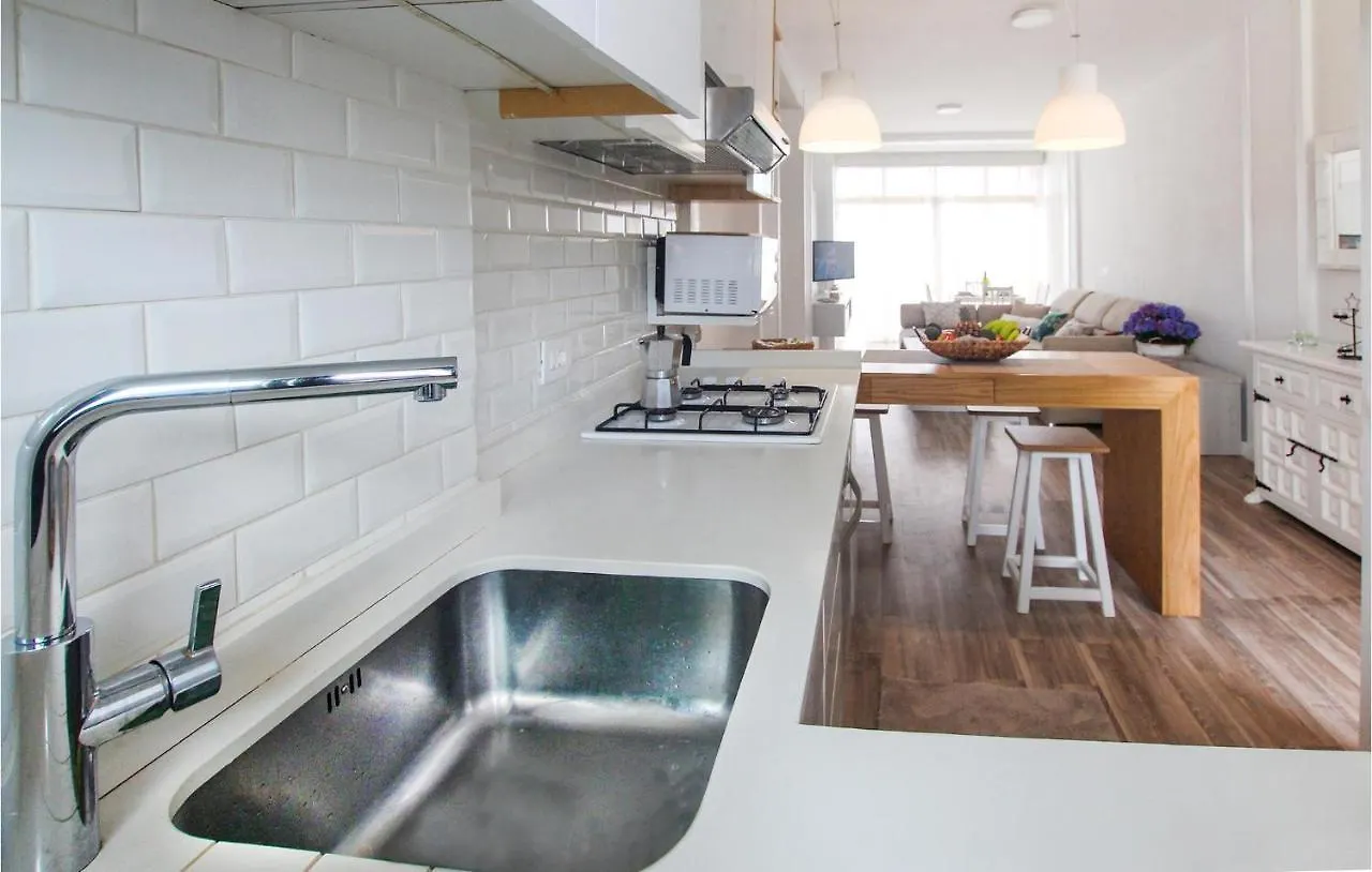 2 Bedroom Nice Apartment In Siboralos لوس سيلوس إسبانيا